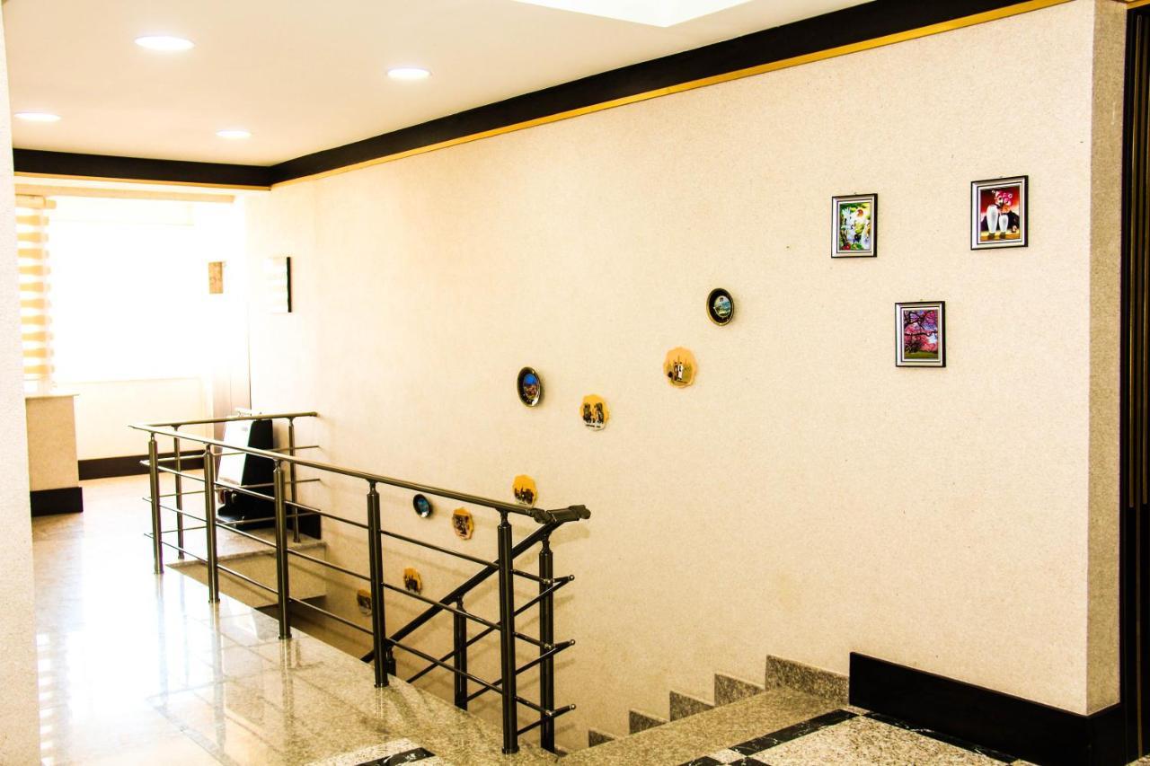 Kristal Hotel Masazir Экстерьер фото